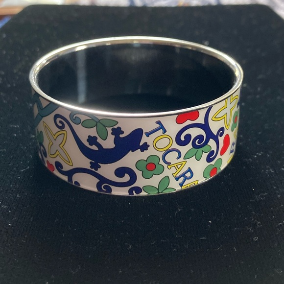 Colorful Enamel Bracelet Vibrant floral & geometric patterns. Features branding. - Picture 3 of 14